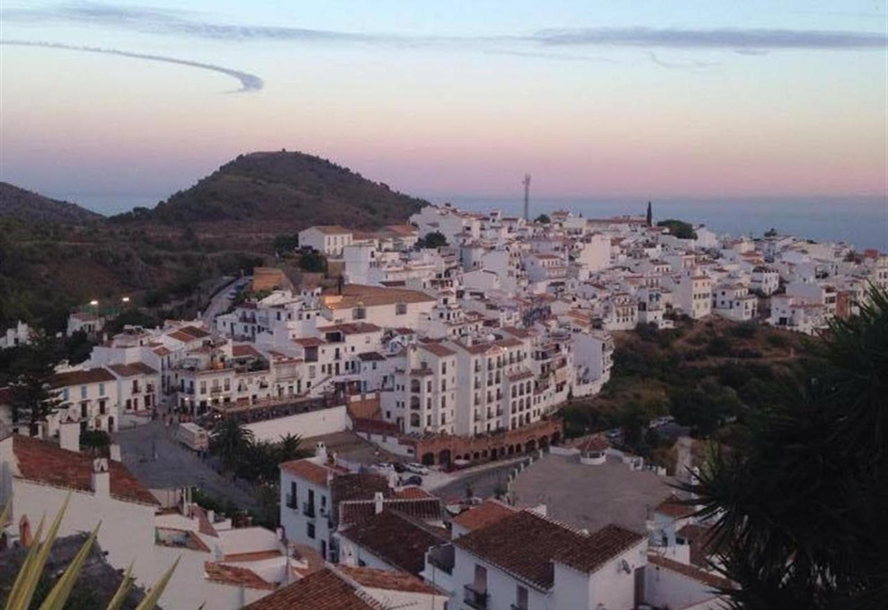 Valparaiso - Burriana Beach Nerja Exteriör bild