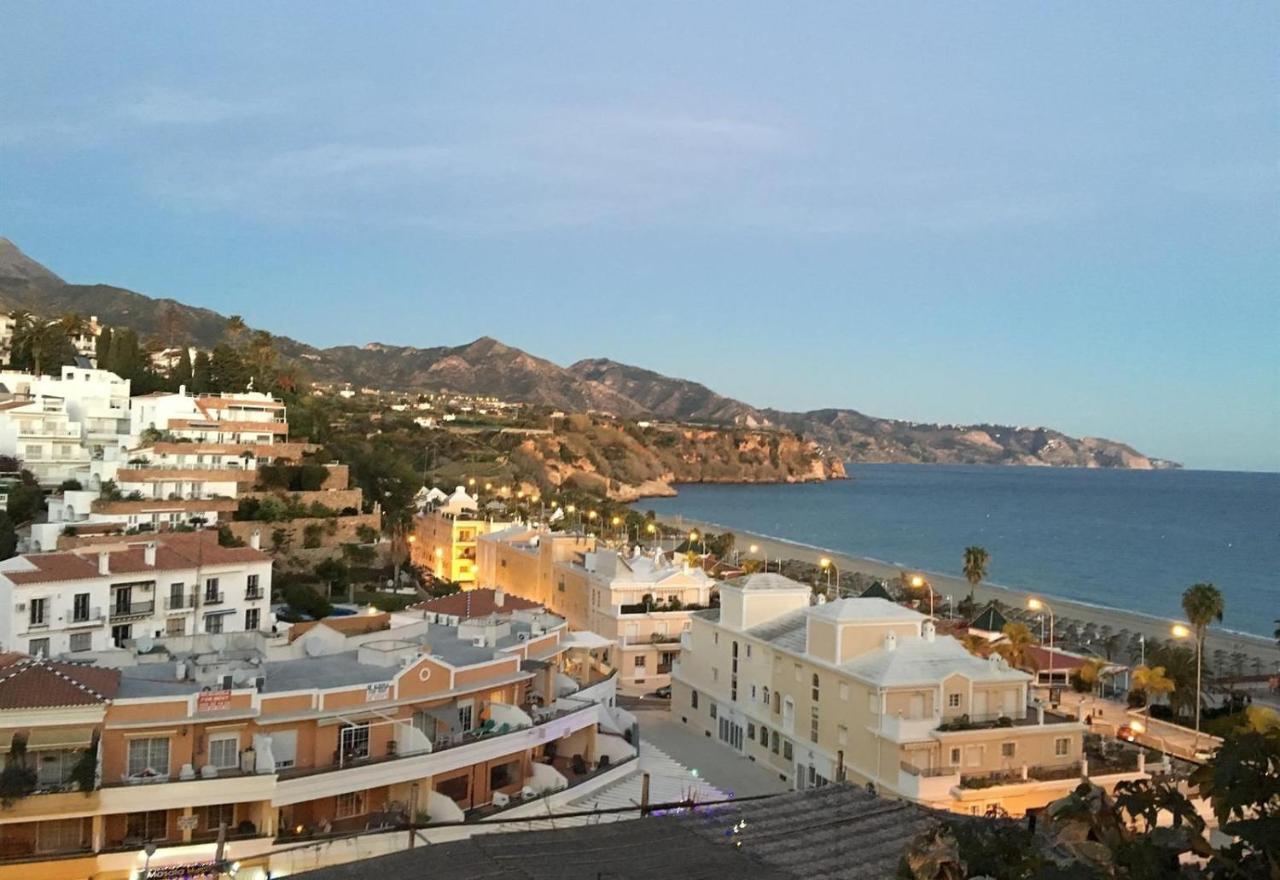 Valparaiso - Burriana Beach Nerja Exteriör bild